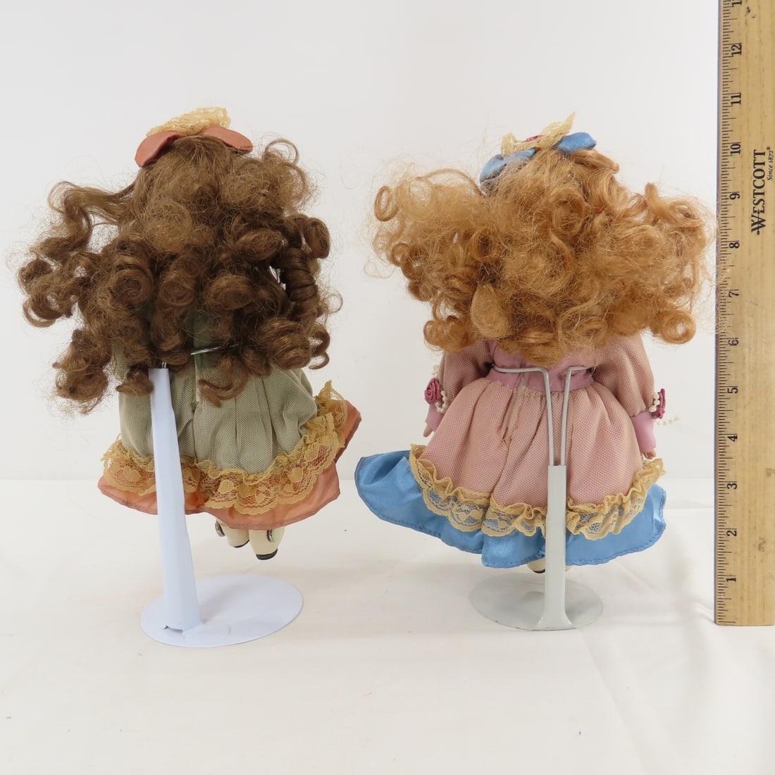 Geppeddo Porcelain & Plastic Collector's & More - 4