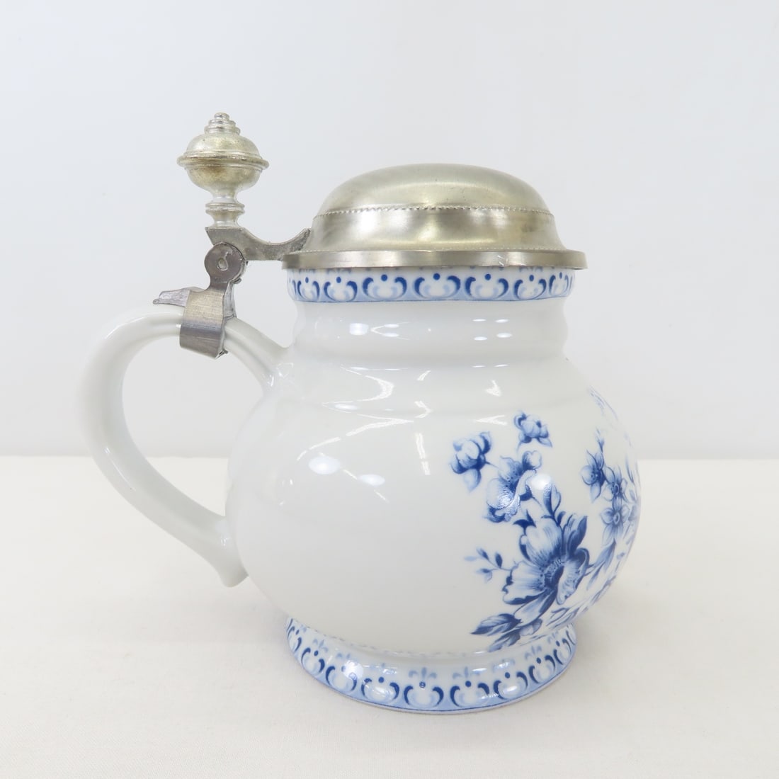 Theo Kuhn & Unmarked Vintage Ladies Beer Steins - 2