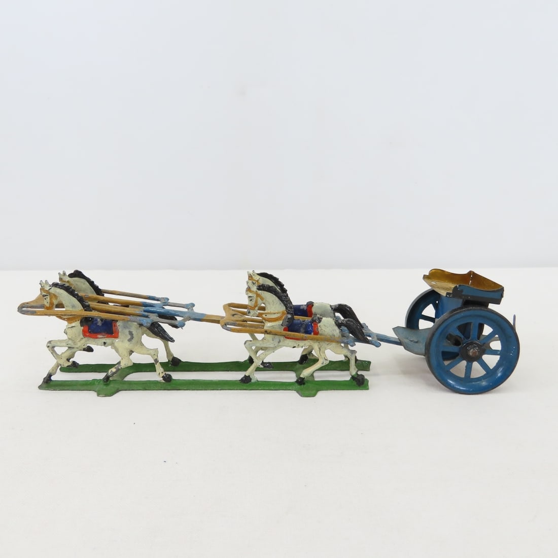Tin & cast metal horse drawn carts, toy cannon - 3