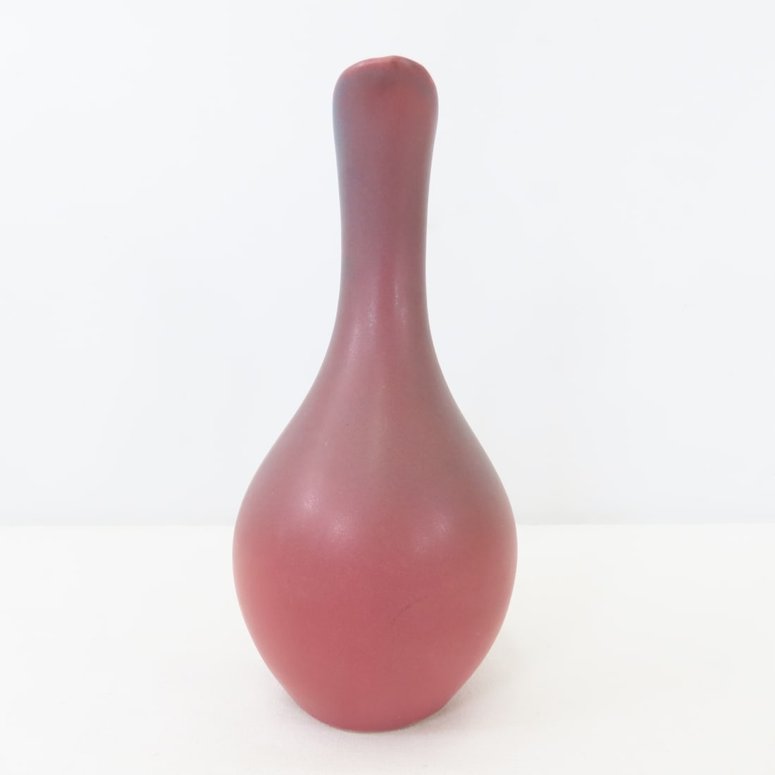 Roseville, Van Briggle, & Weller Pottery - 17