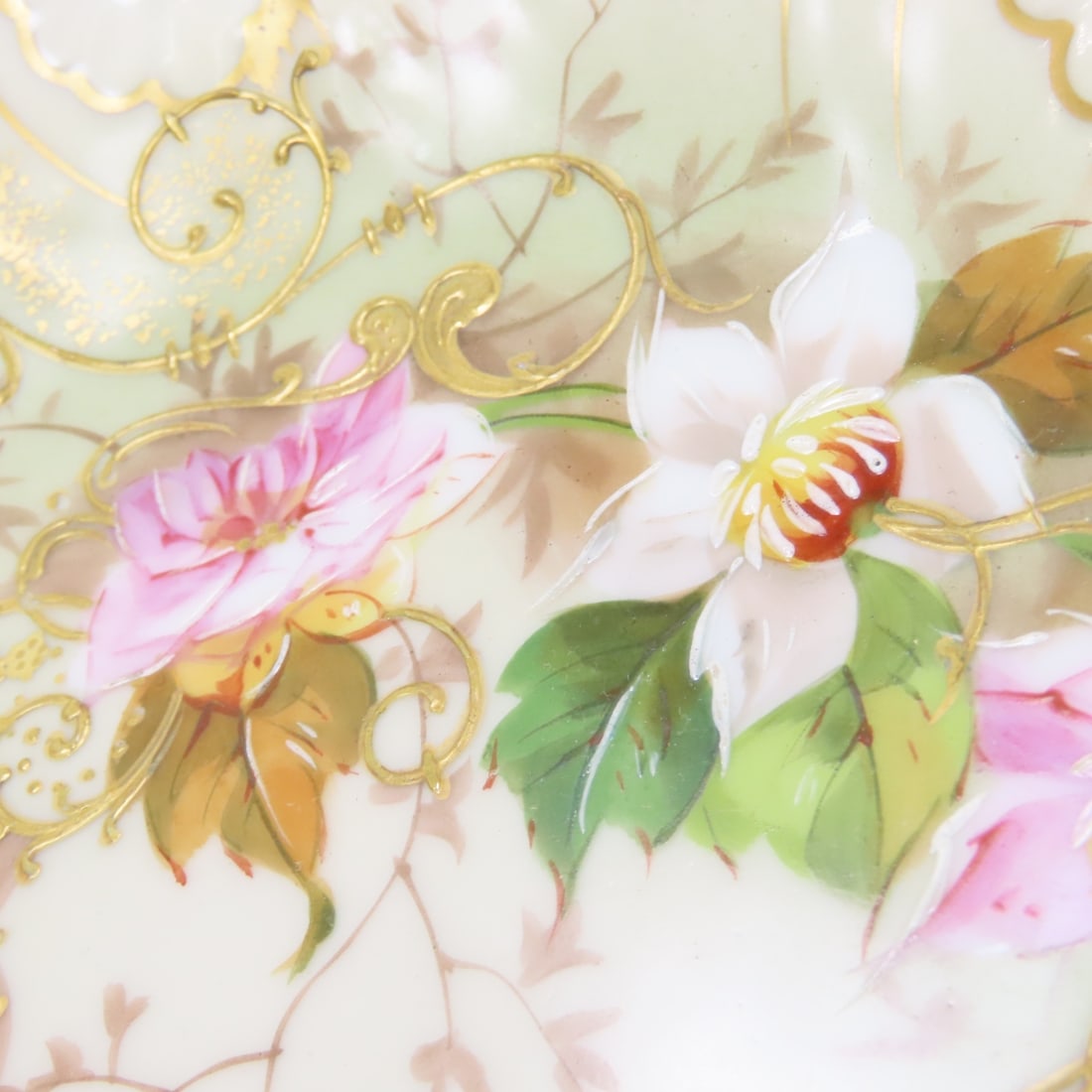 Vintage Limoges Plates, Bowls, Cup & saucer. - 7