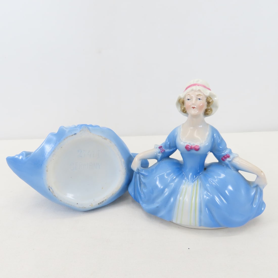Vintage Vanity items, Limoges trinket box, 7 more - 4
