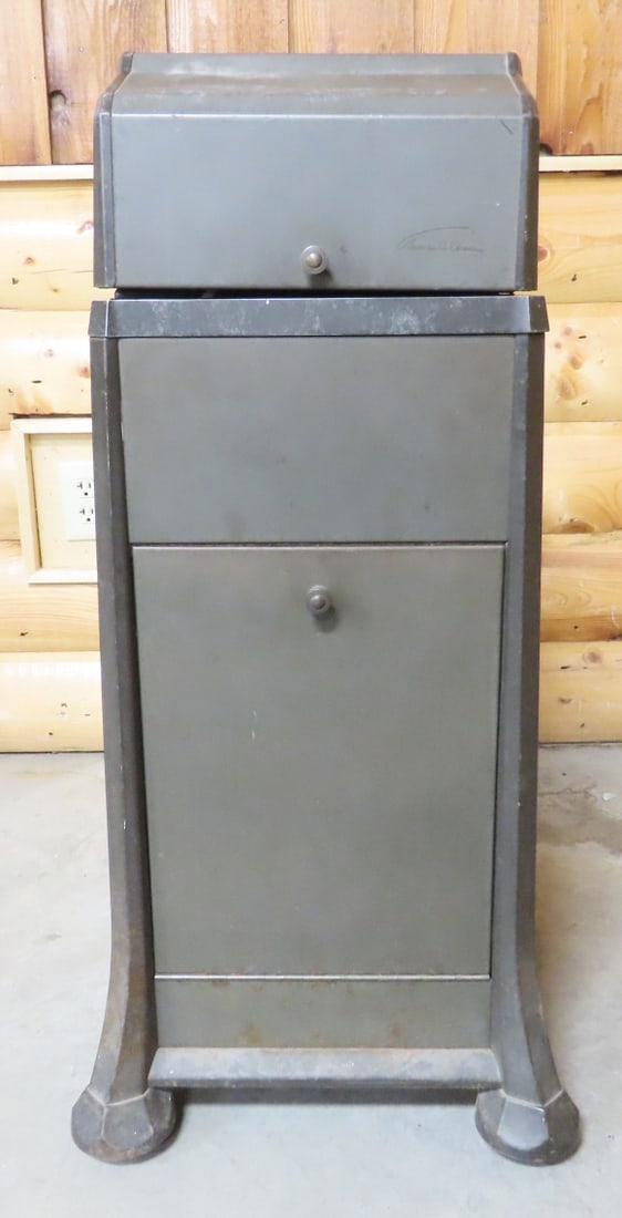 Antique 1920s Pro-Technic Ediphone & Wax Cylinders: Antique 1920s Pro-Technic Ediphone & Wax Cylinders - Shipping Not Recommended - Untested: 1920's Thomas Edison Pro-Technic Ediphone Wax Cylinder Recorder with 7 Cylinders & Headphones, Power