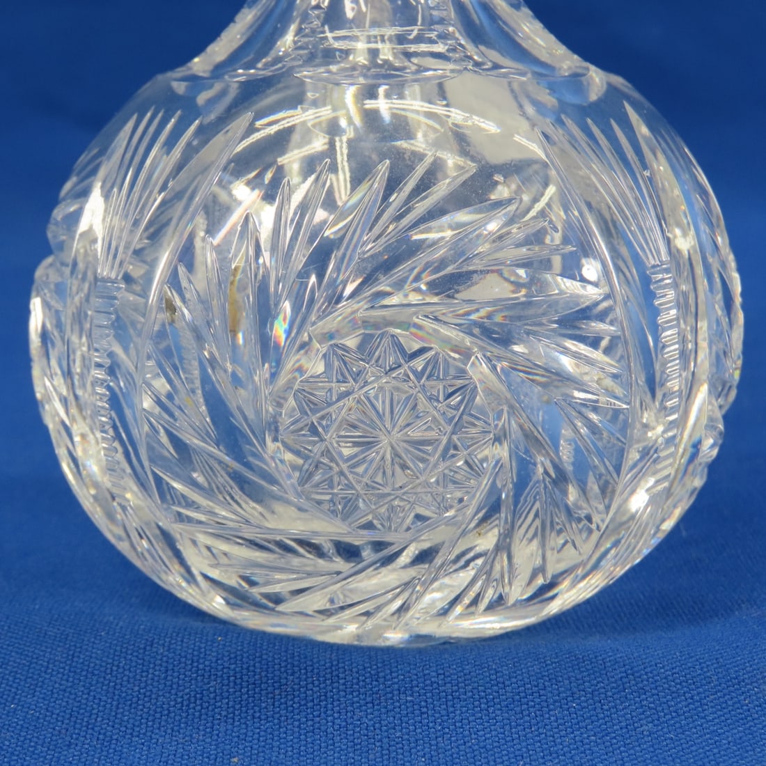 8 Pcs Early American Pattern & Cut Glass - 9