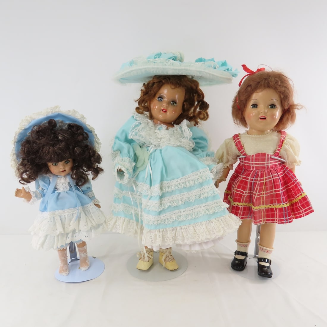 3 Vintage Unbranded All Composition Dolls (1 of 20)
