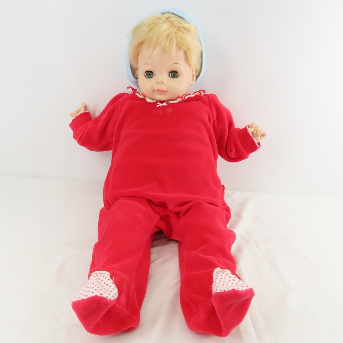 2 1965 Vogue Vinyl & Fabric Baby Dolls - 9