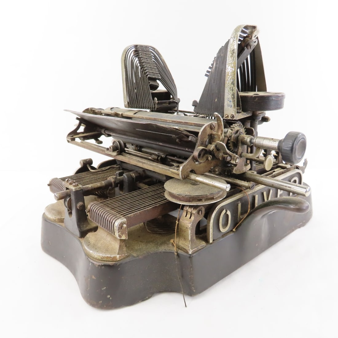 Vintage Oliver "Visible Writer" No. 3 Typewriter - 7