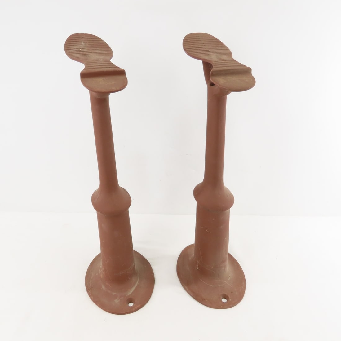 2 Vintage Cast Iron Shoe Shine Stands (1 of 7)