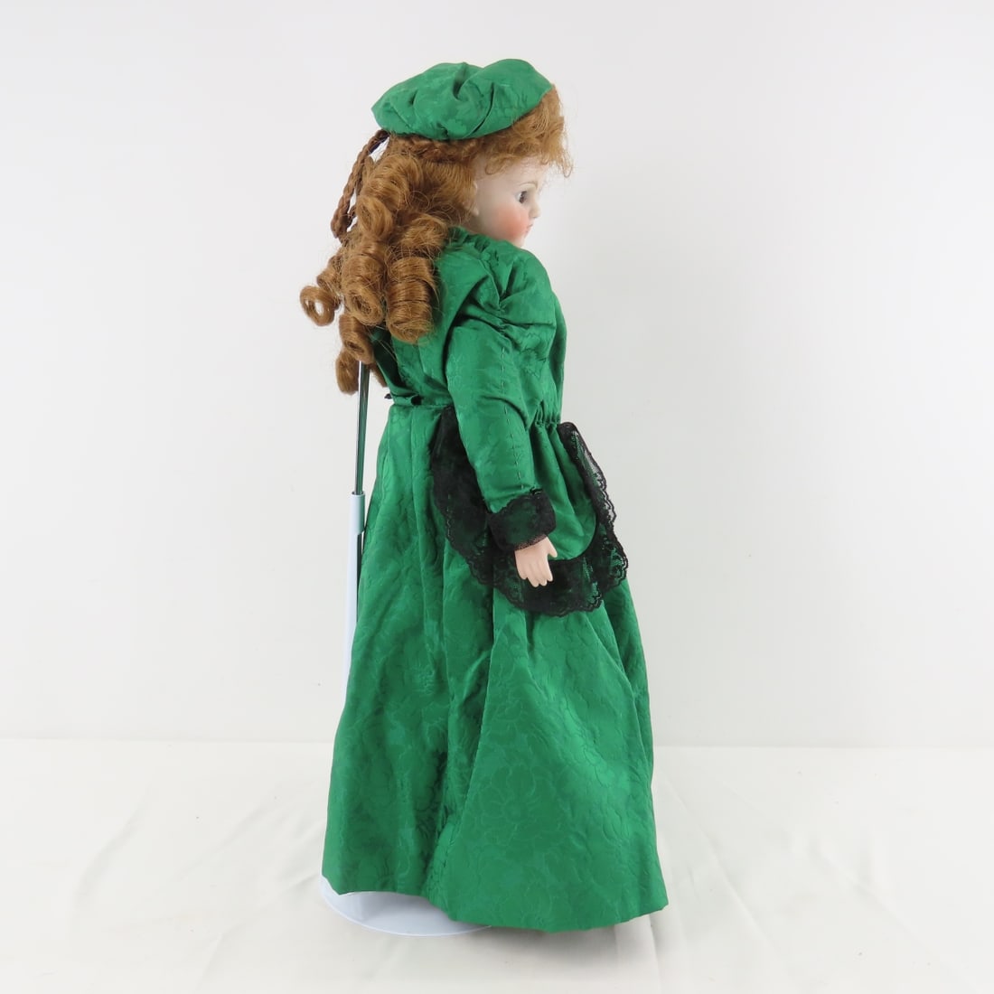 18" Bisque Belton 8 Shoulder Head Doll - 2