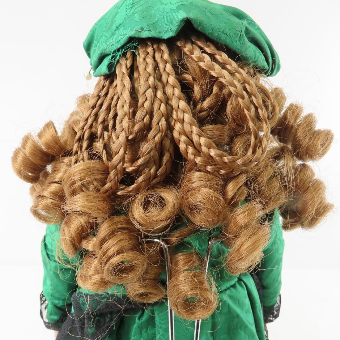 18" Bisque Belton 8 Shoulder Head Doll - 8