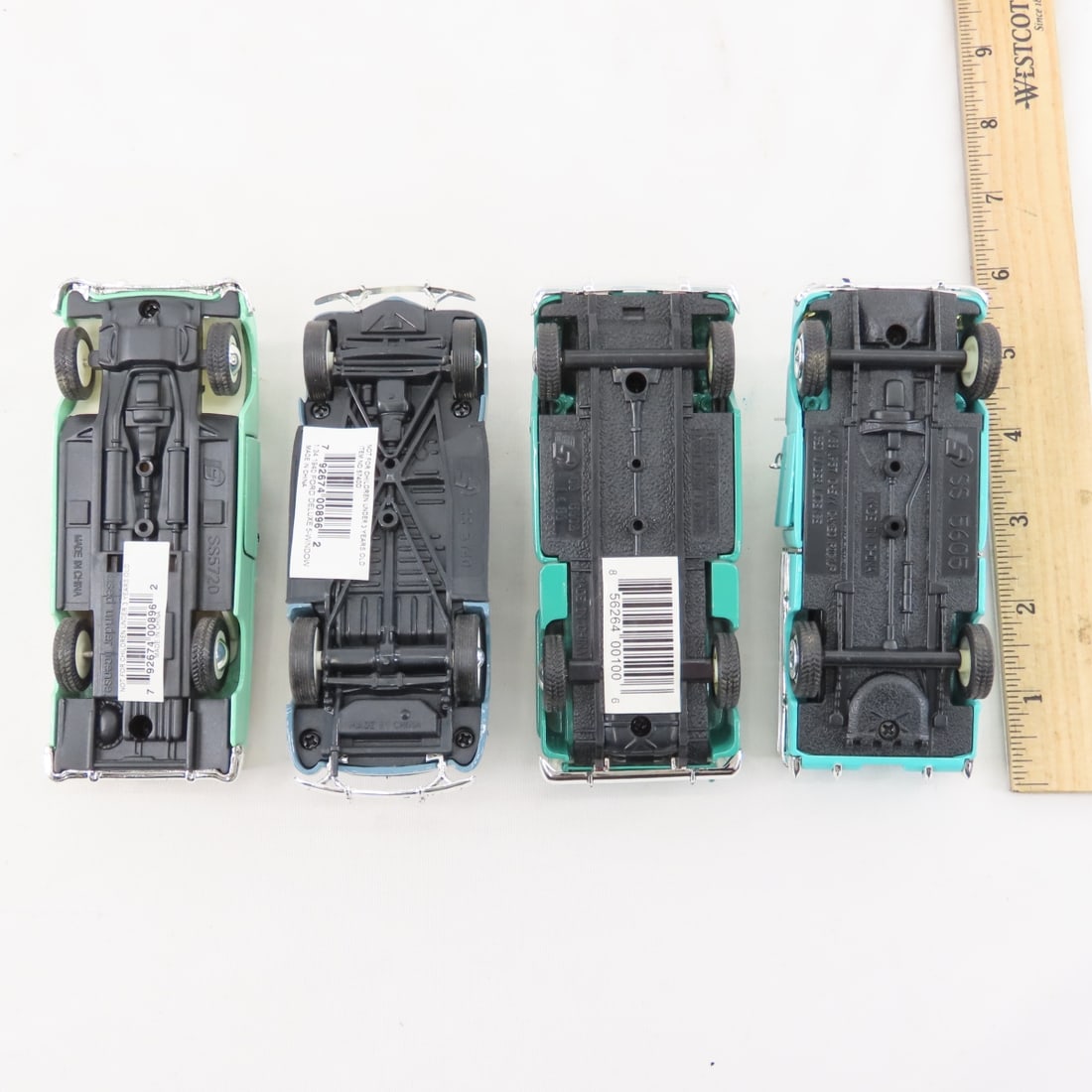 Collection of Diecast Classic Cars, Maisto & Other - 12