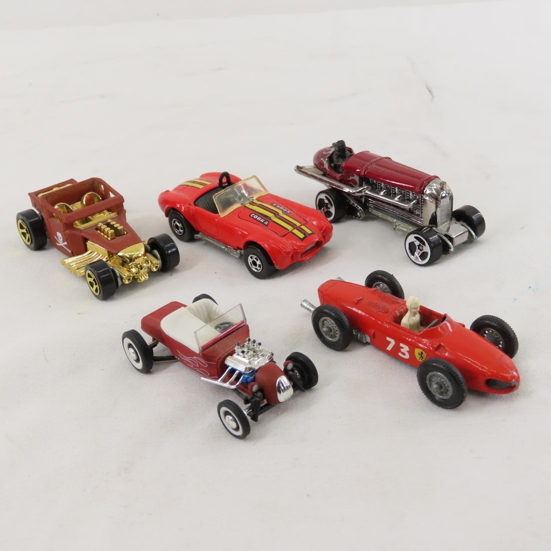 Collection of Diecast Classic Cars, Maisto & Other - 18