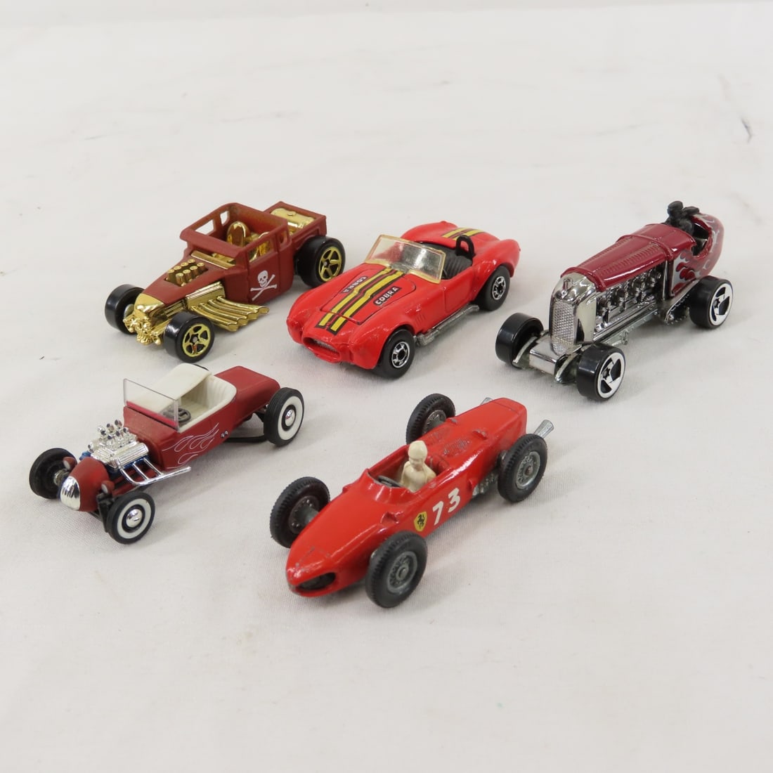Collection of Diecast Classic Cars, Maisto & Other - 19