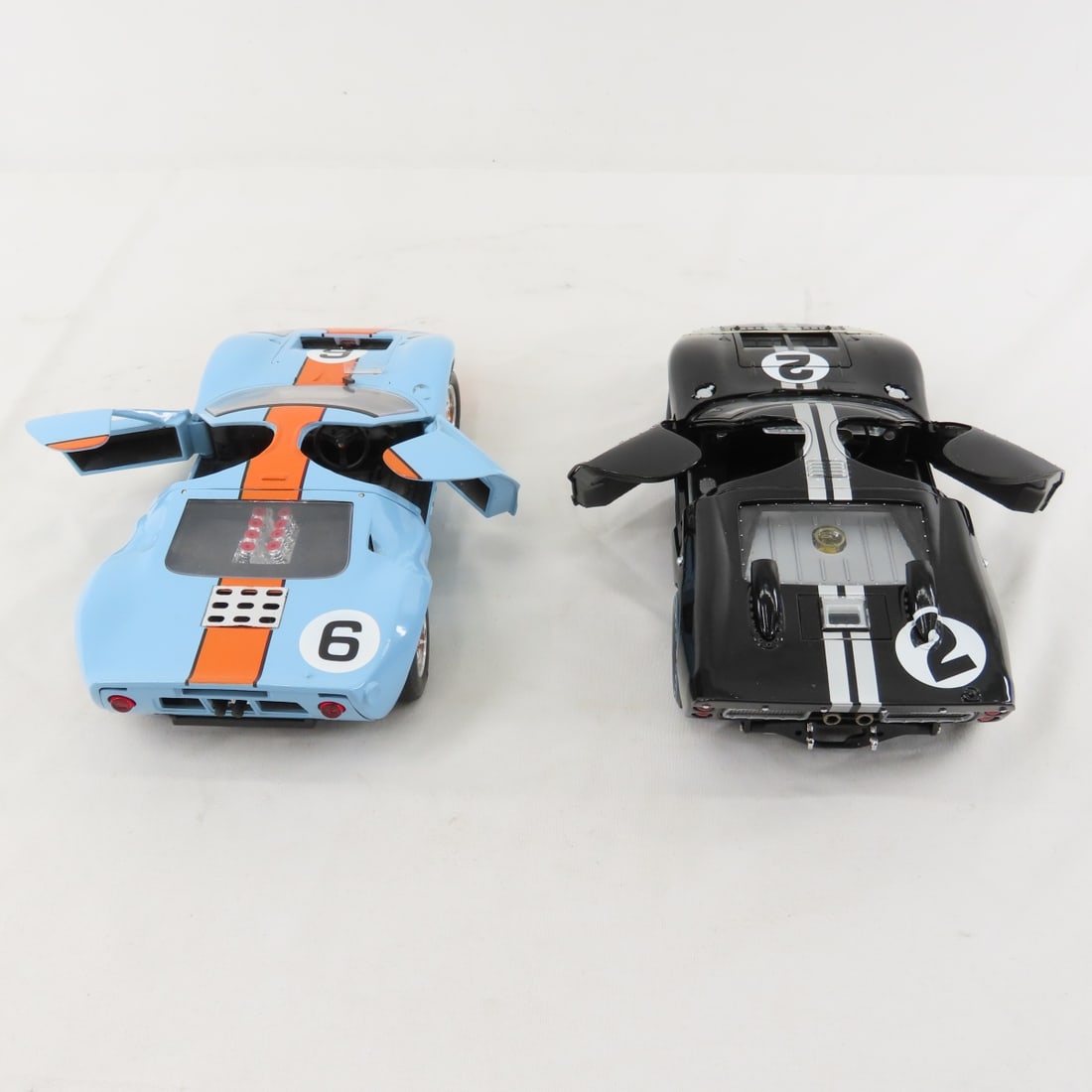 Collection of Diecast Classic Cars, Maisto & Other - 8