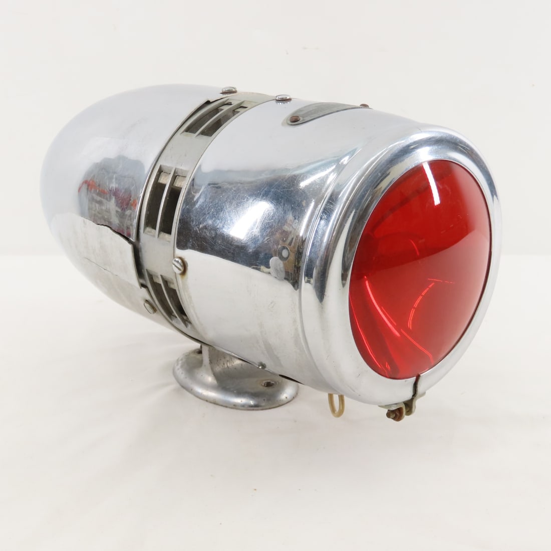 Vintage WS Darley & Co. Champion Fire Truck Siren (1 of 13)