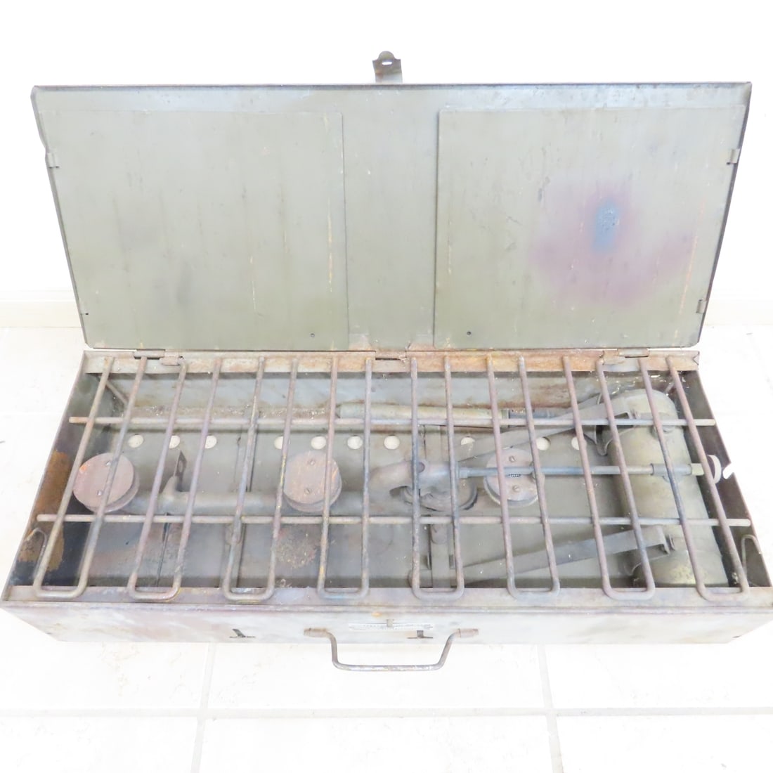 Block & Tackle, Rope, Gas Stove & Small Barrel - 3