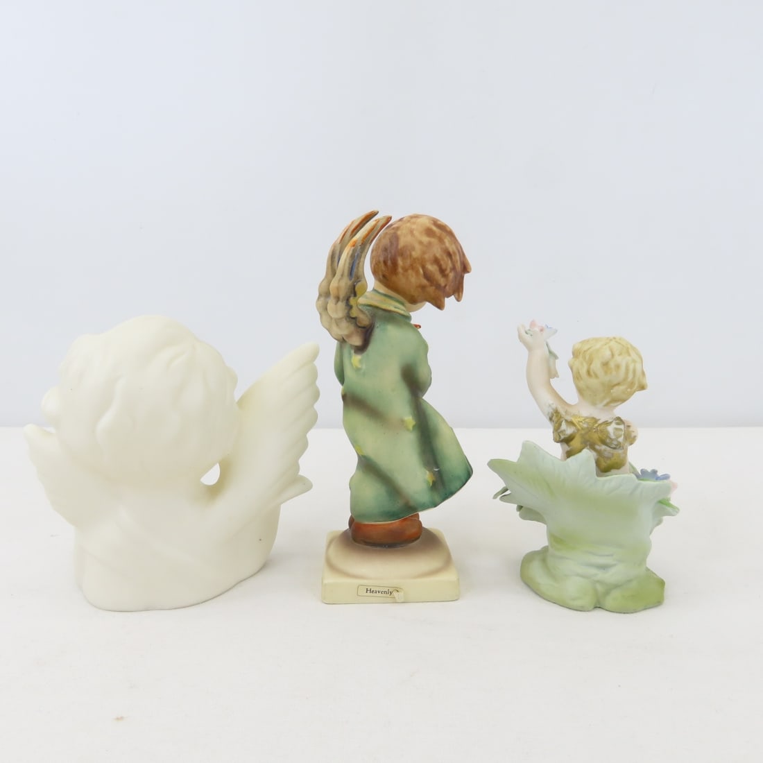 Goebel Figurines & Birds, Gerold Souvenir Bird - 12