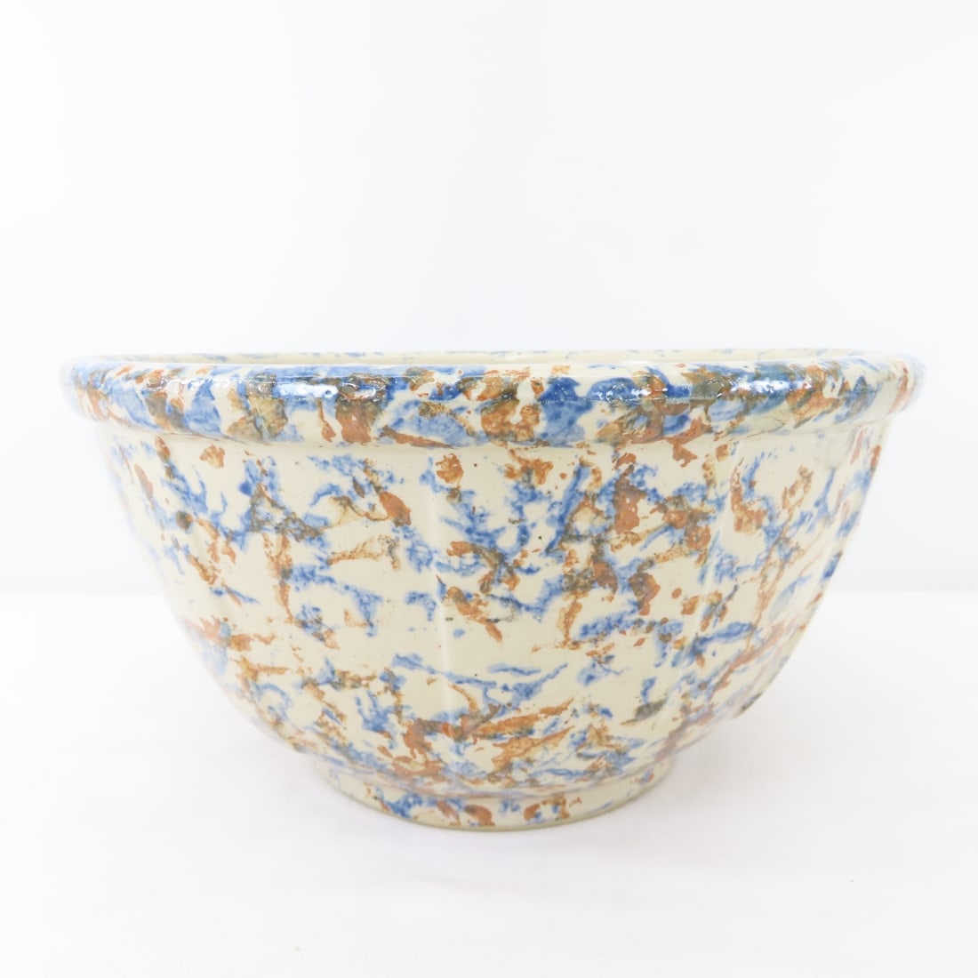 Red Wing Spongeware #11 Panel Mixing bowl (1 of 8)