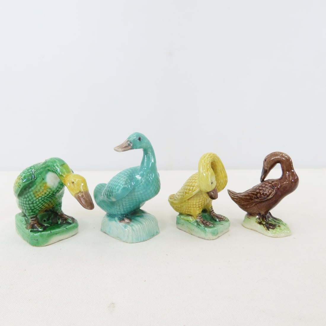 4 Antique Chinese Export Porcelain Duck Figures (1 of 13)