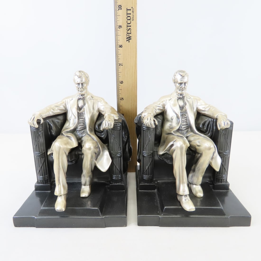 Philadelphia Mfg Co Lincoln In The Chair Bookends - 9