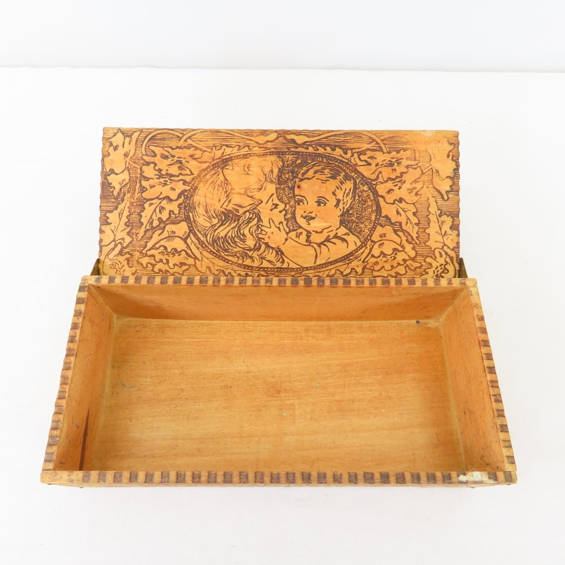 Vintage Wood Advertising Boxes, W.H. Baker's - 10