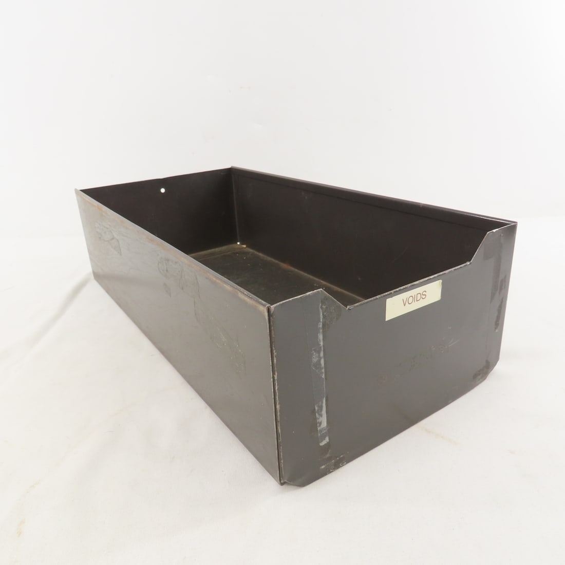 Lodge 17 Cast Iron Pan, Muffin Pan & More - 14