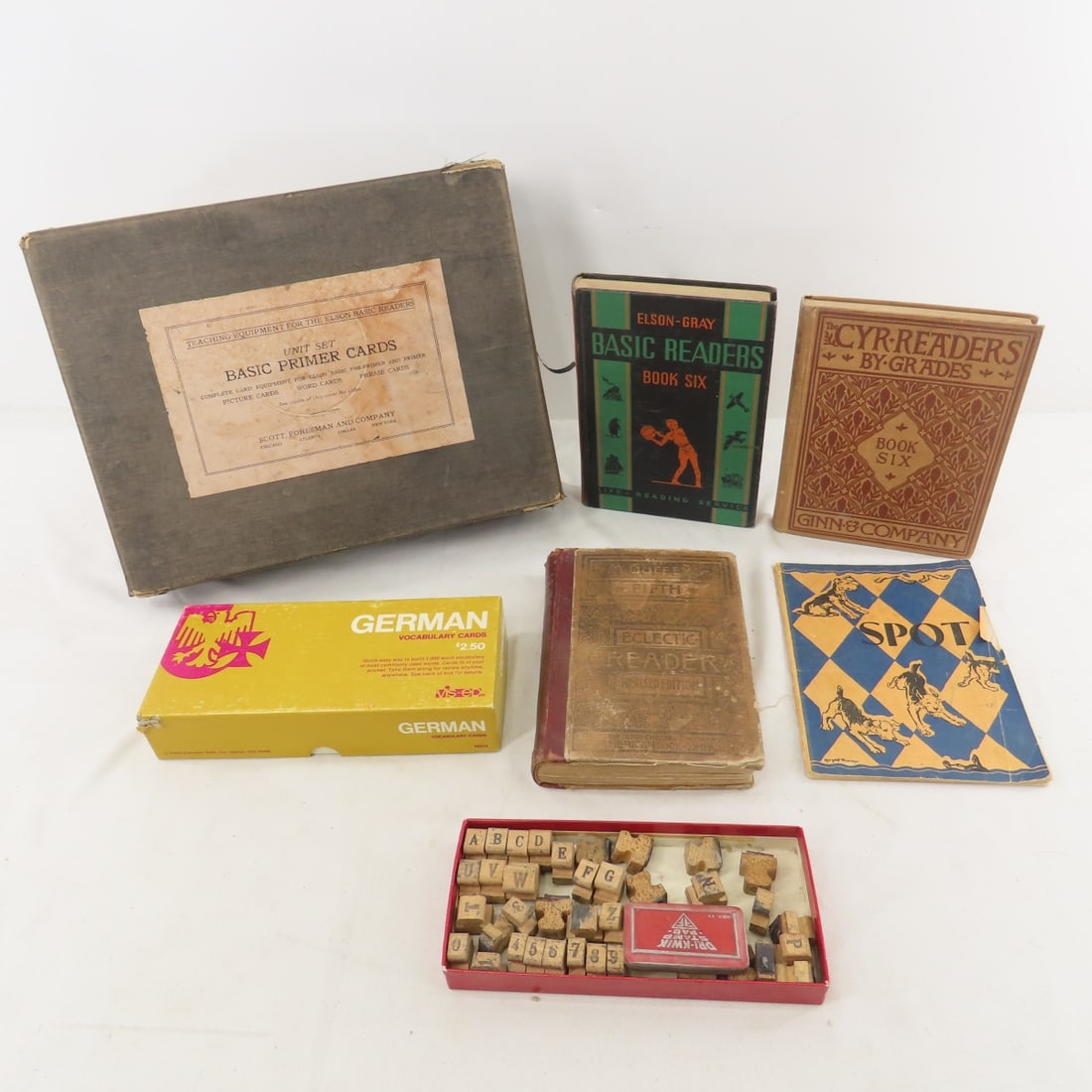 Vintage Teaching Flashcards, Rubber Stamps & Books: Vintage Teaching Flashcards, Rubber Stamps & Books - Scott Forsman & Company Vocabulary Flashcards Set, German Vocabulary Flashcard Set, Numbers/Letters Rubber Stamps, 3 books. Lot Size: 20 x 12 x 5",