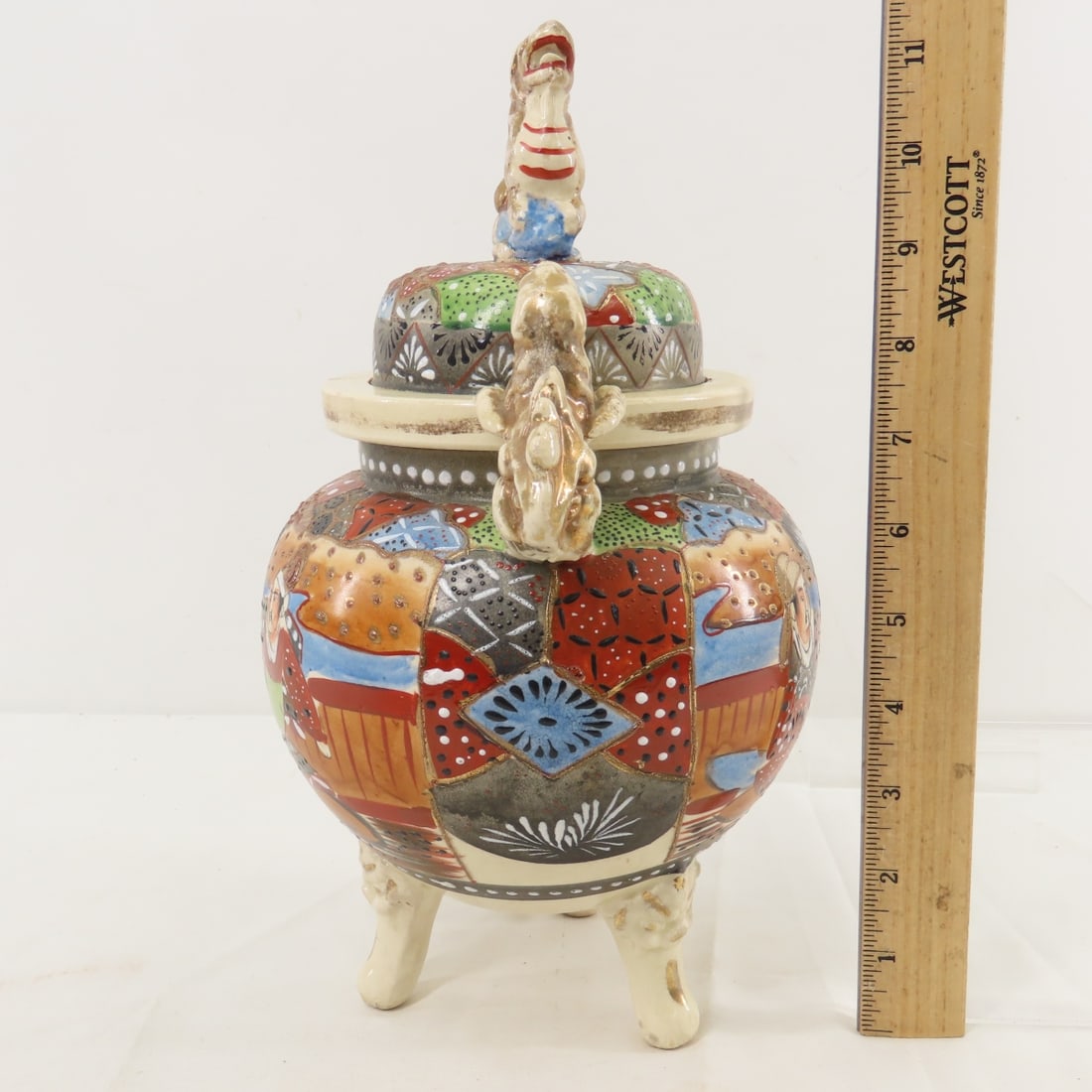 Antique Japanese Satsuma style covered vase - 4