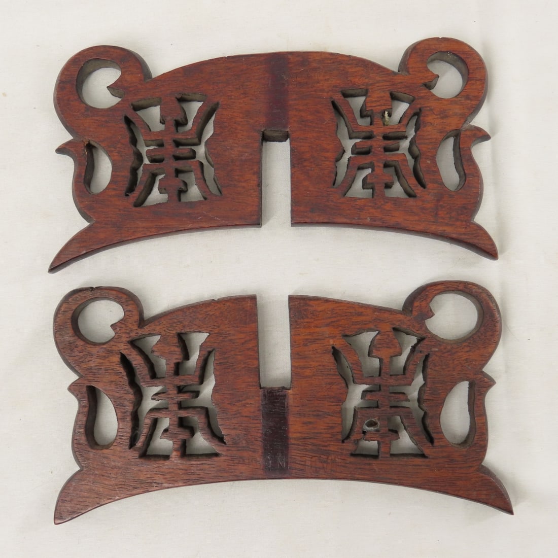 Japanese Imari style Vase with stand, signed - 16