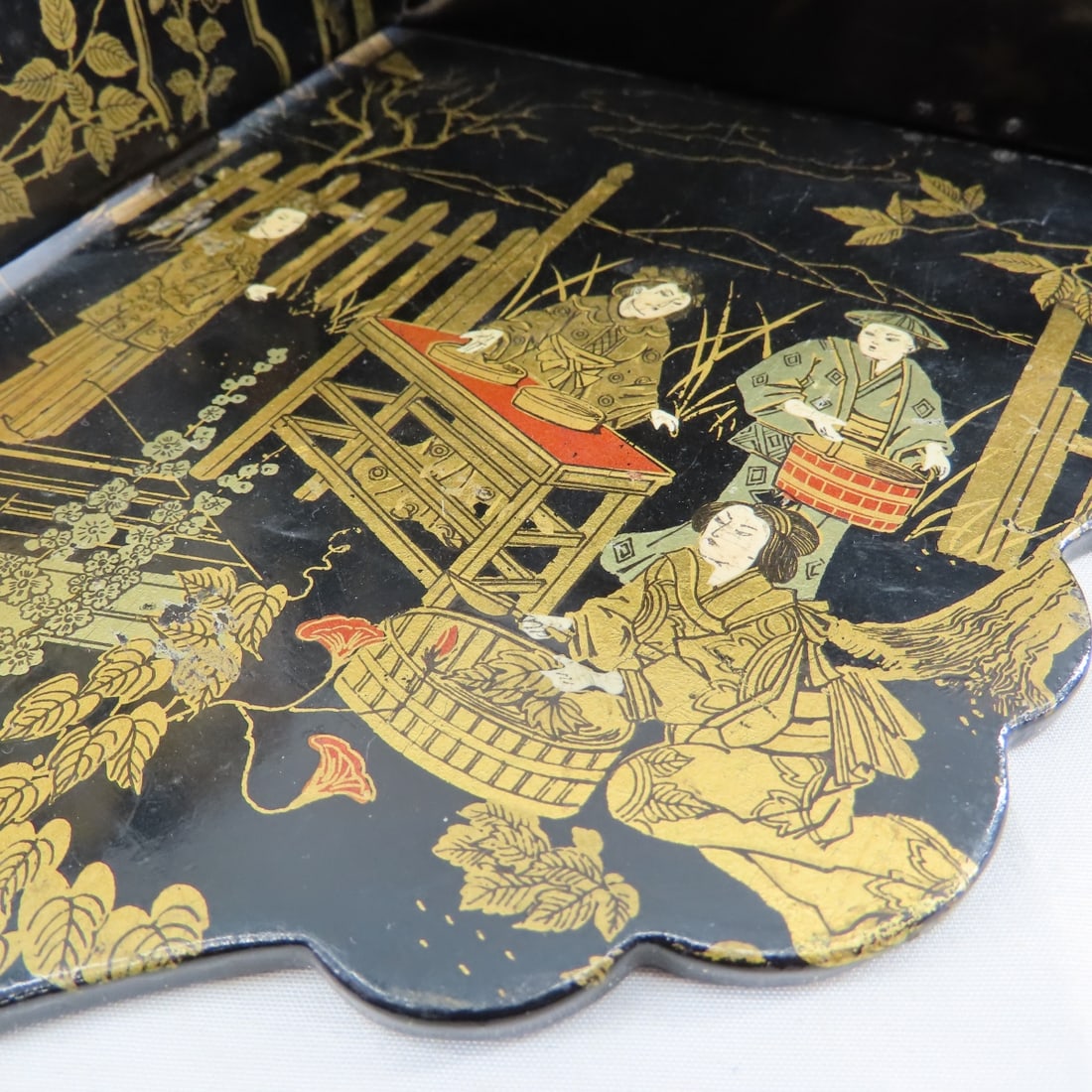 Vintage Japanese painted folding shelf & more - 7