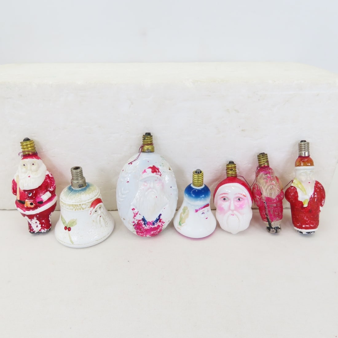 7 Vintage Santa Figural Light Bulbs (1 of 15)