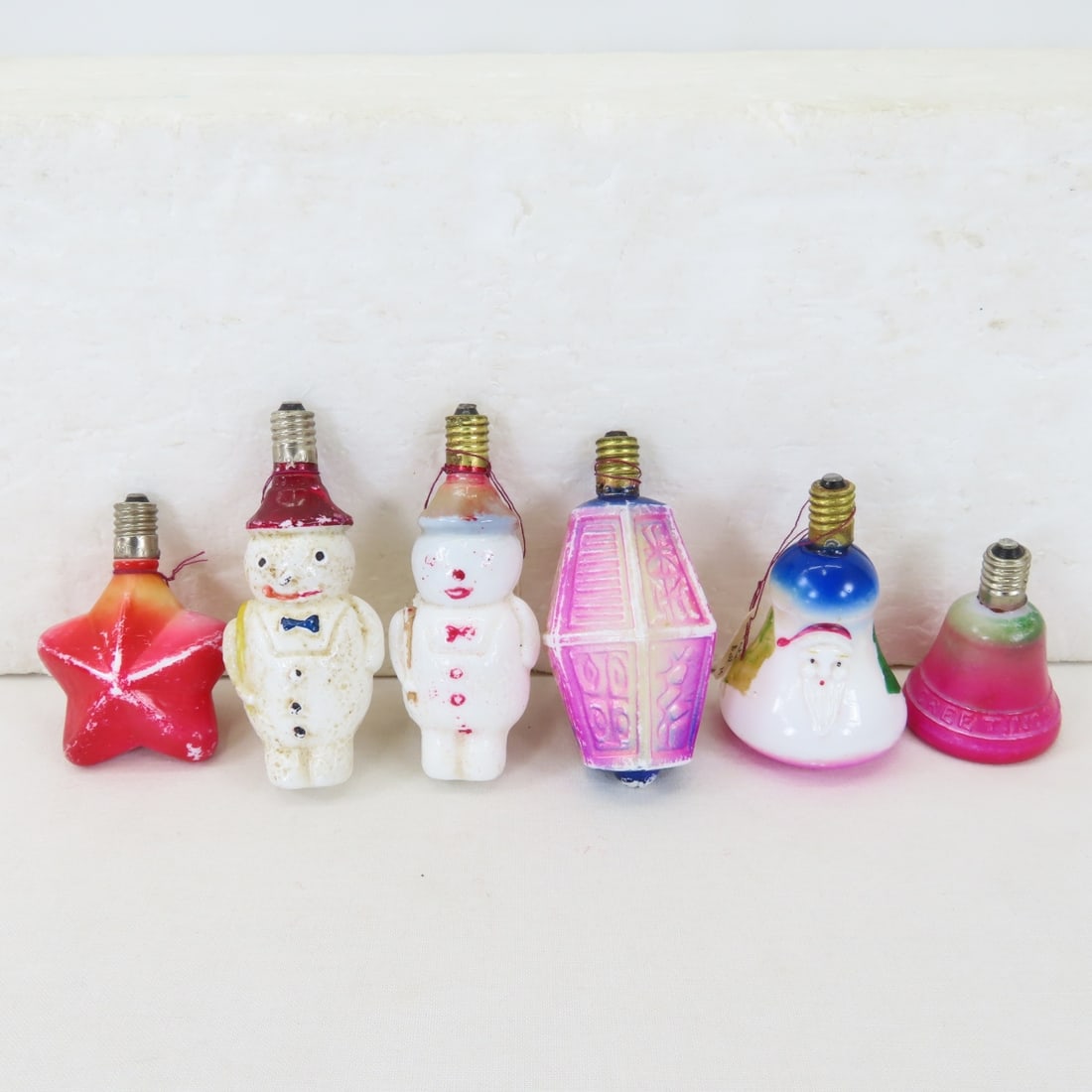 6 Vintage Holiday & Santa Figural Light Bulbs (1 of 13)