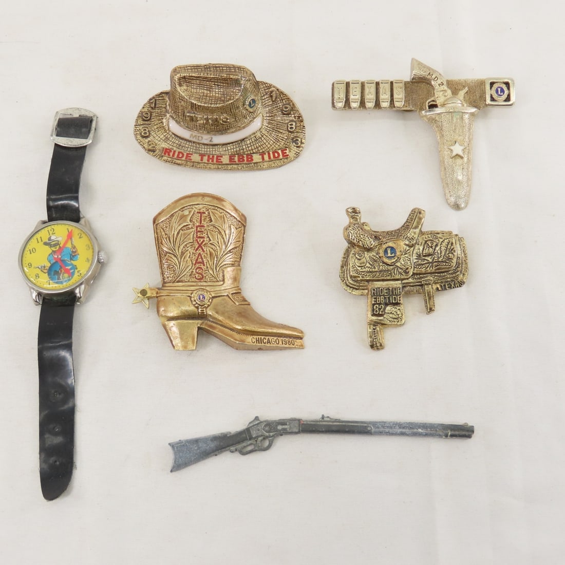 Lone Ranger Watch, Lions Club Pins & MIni Rifle (1 of 14)