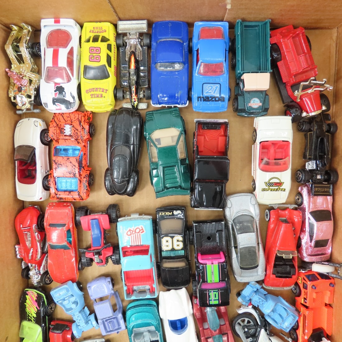 Diecast Cars 1/64 Hot Wheels, Matchbox & More - 2