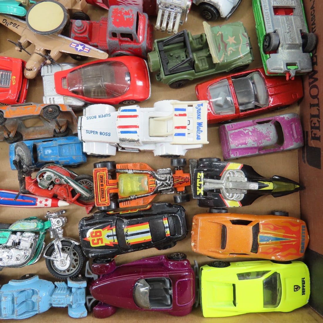 Diecast Cars 1/64 Hot Wheels, Matchbox & More - 9