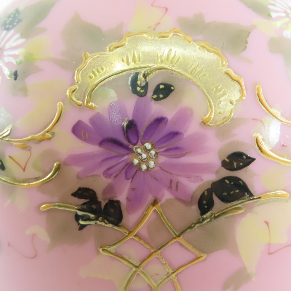 Mt. Washington Glass French HP Paris Music Box - 10