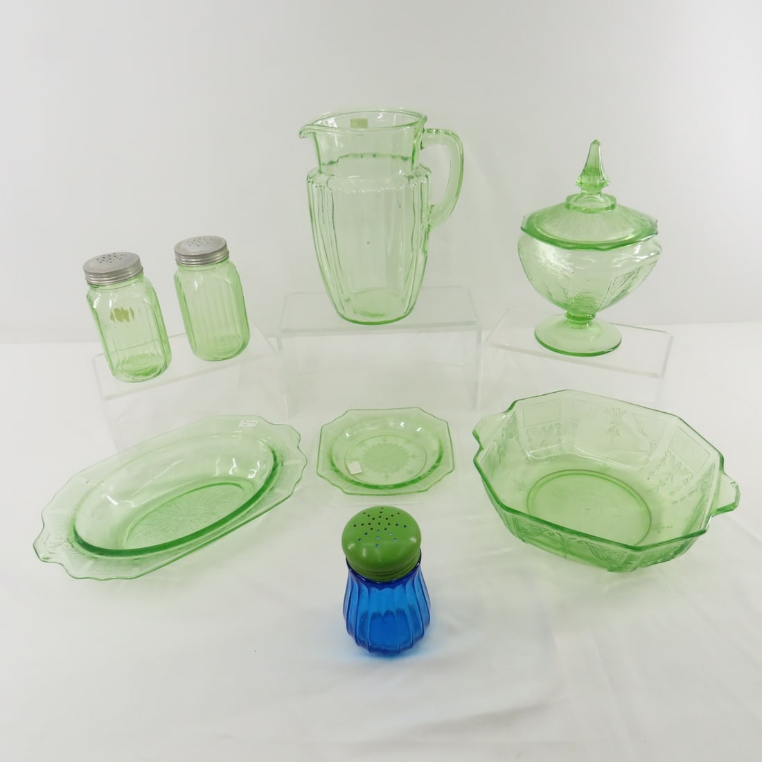 Vintage Vaseline & Other Green Glass: Vintage Vaseline & Other Green Glass - Anchor Hocking Princess, Optic, Ribbon patterns and more. Pitcher measures 8.25" tall. LOT SIZE 20X20X20" 15 LB Photos are part of description. (Live