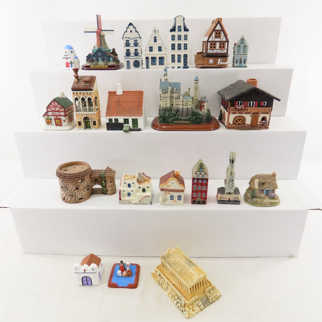 KLM Bols, Giovanni Moro & Other Miniature Houses (1 of 18)
