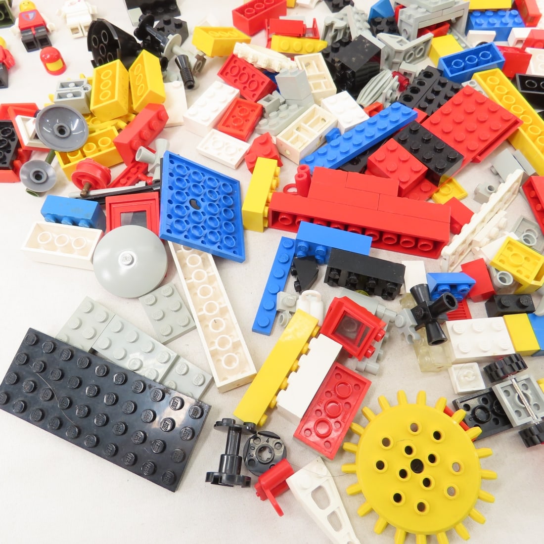 Vintage Board Games & 2 lbs of Legos - 10