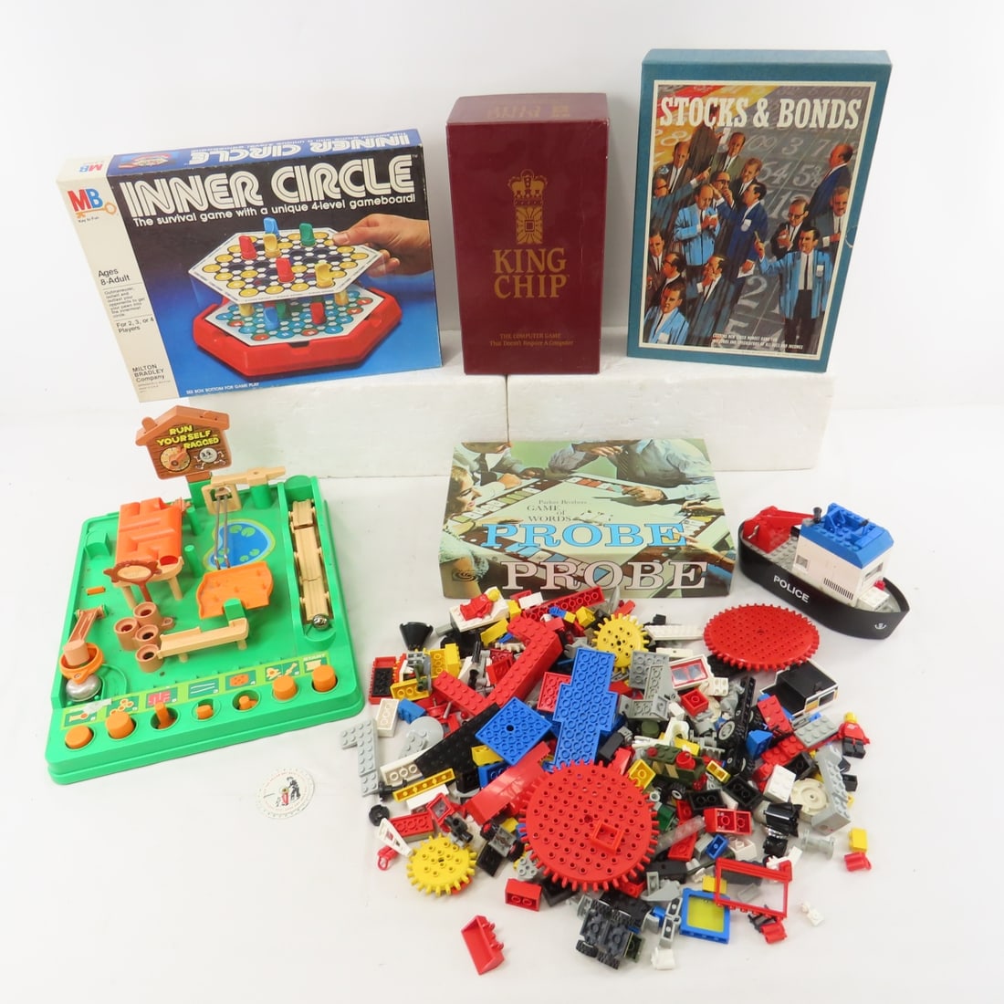 Vintage Board Games & 2 lbs of Legos (1 of 18)