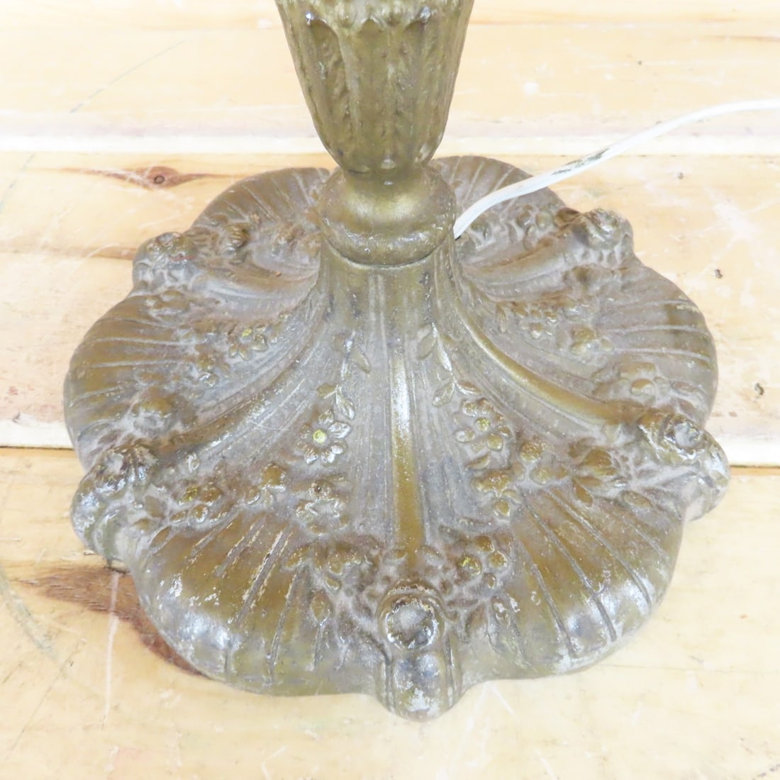 2 Antique Hubbard Style Cast Metal Lamps - 12