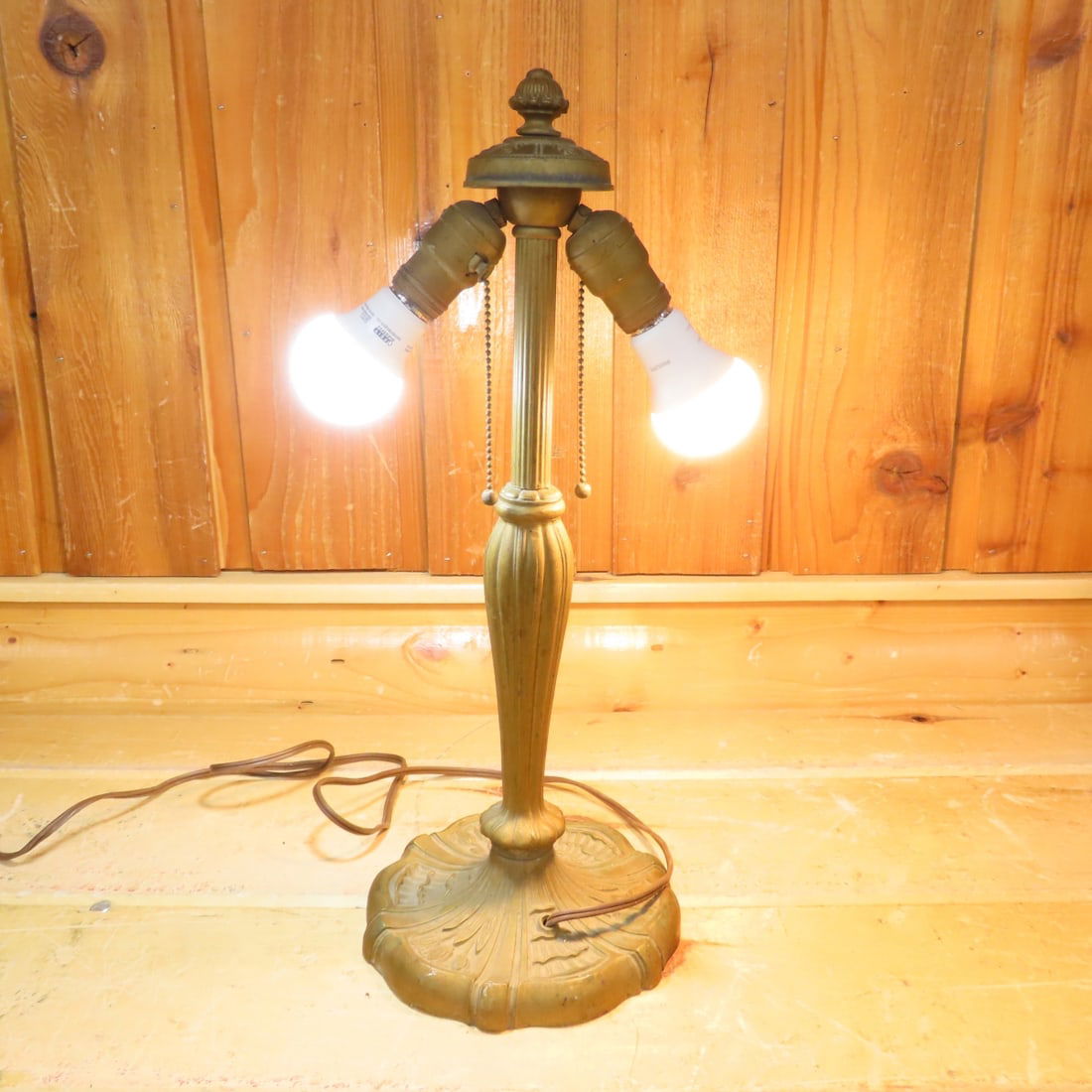 2 Antique Hubbard Style Cast Metal Lamps - 18