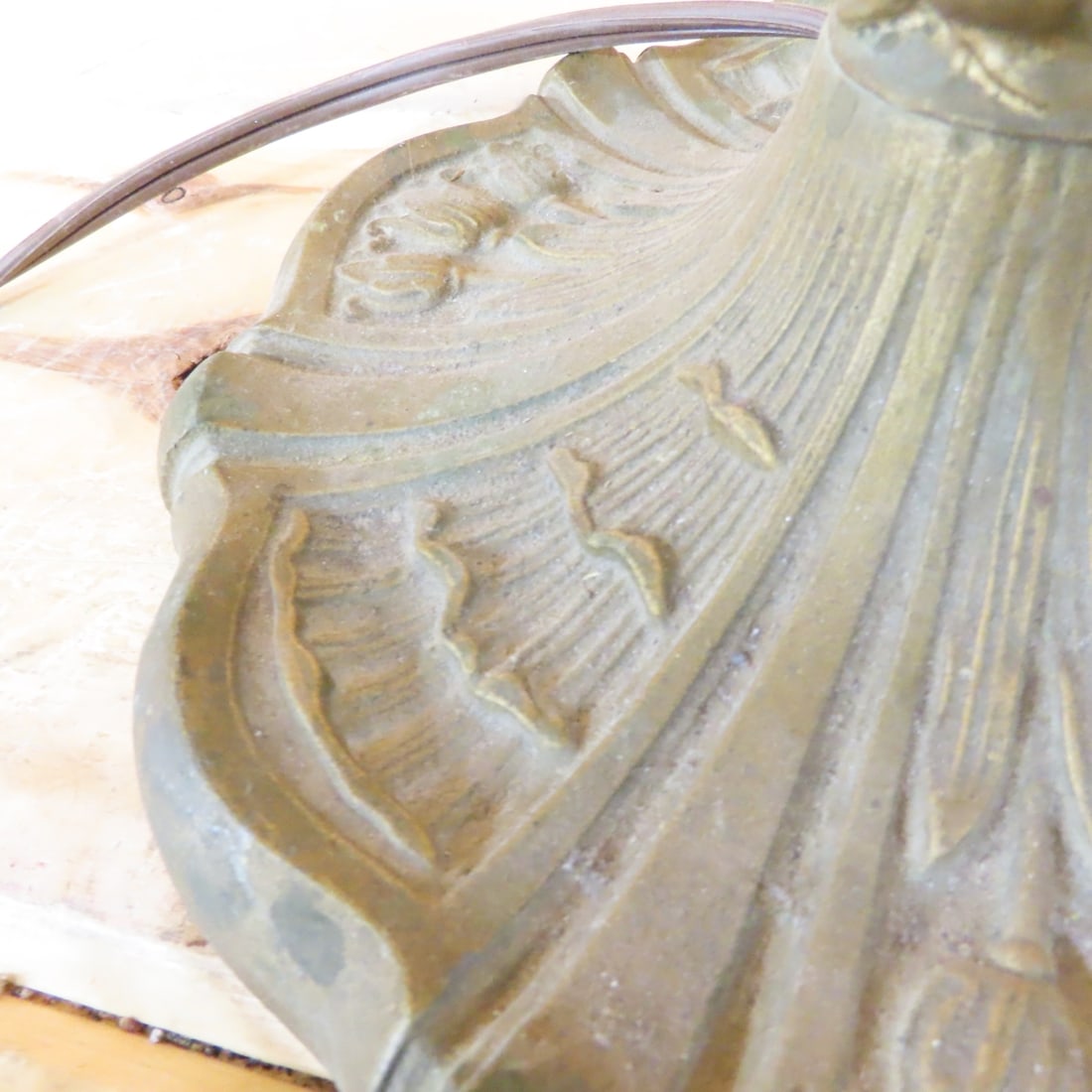 2 Antique Hubbard Style Cast Metal Lamps - 4