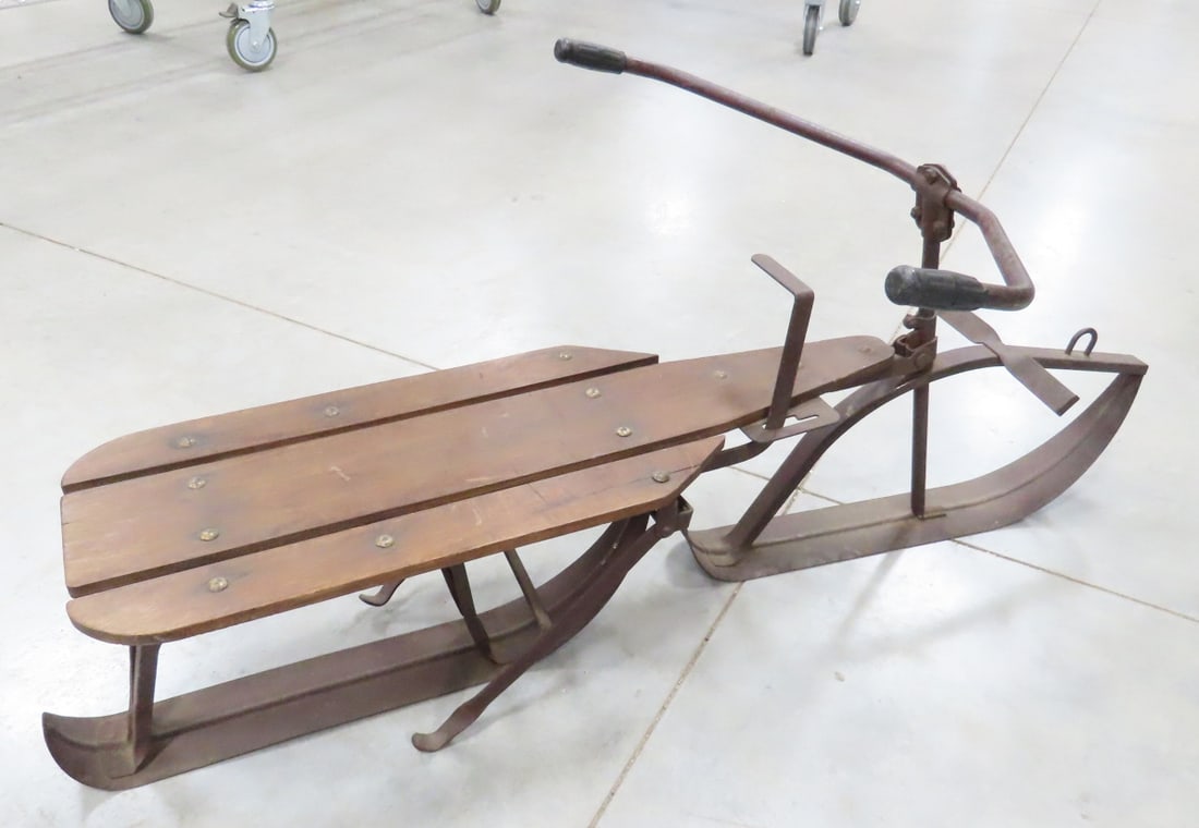 Antique "Flexible Flyer" Style Children's Sled (1 of 12)