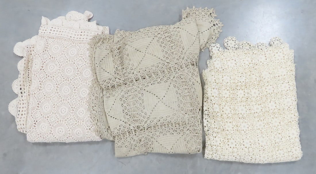 3 Antique Hand Crocheted Bed Spreads (1 of 11)