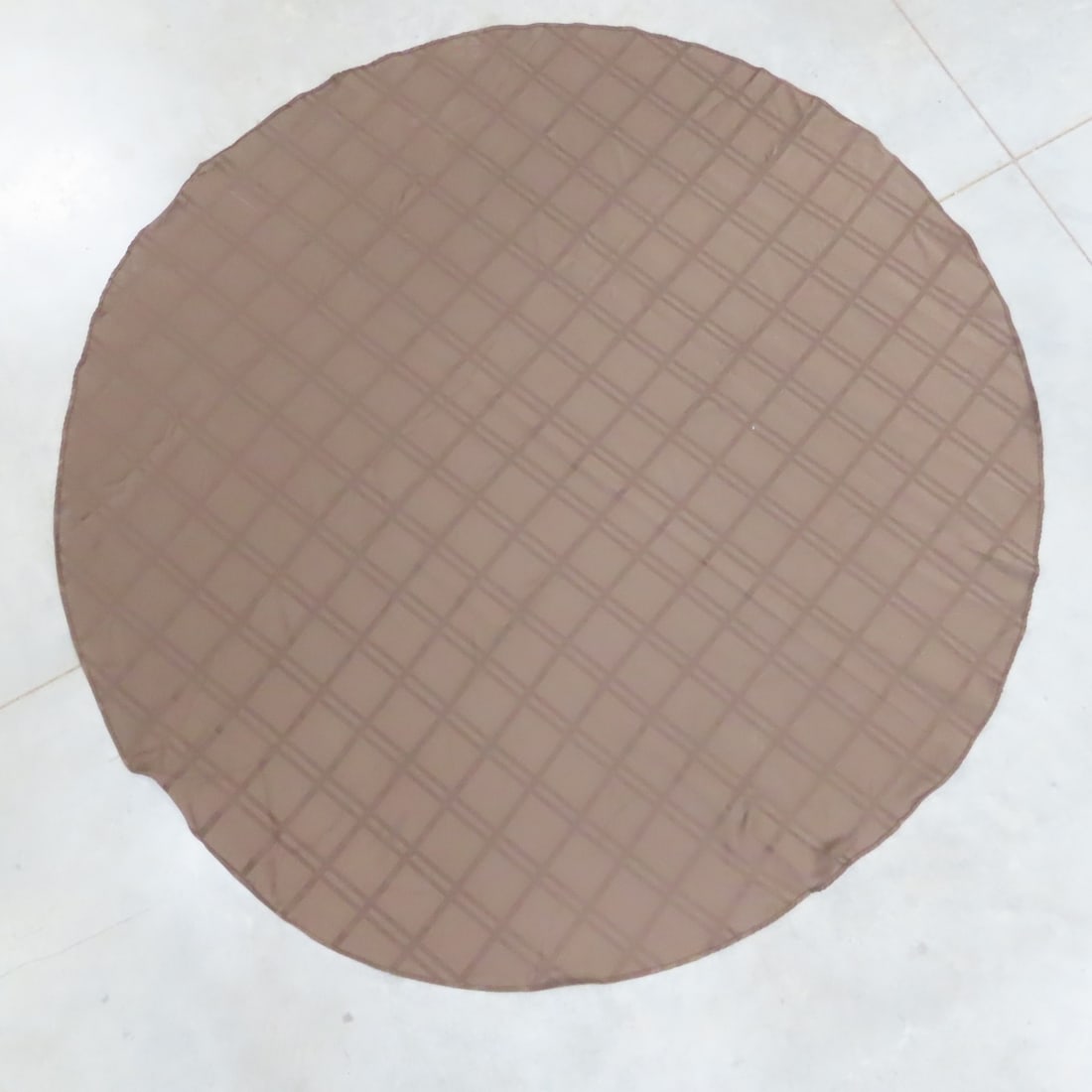 2 Lace Curtain Sets, Tablecloths & More - 20