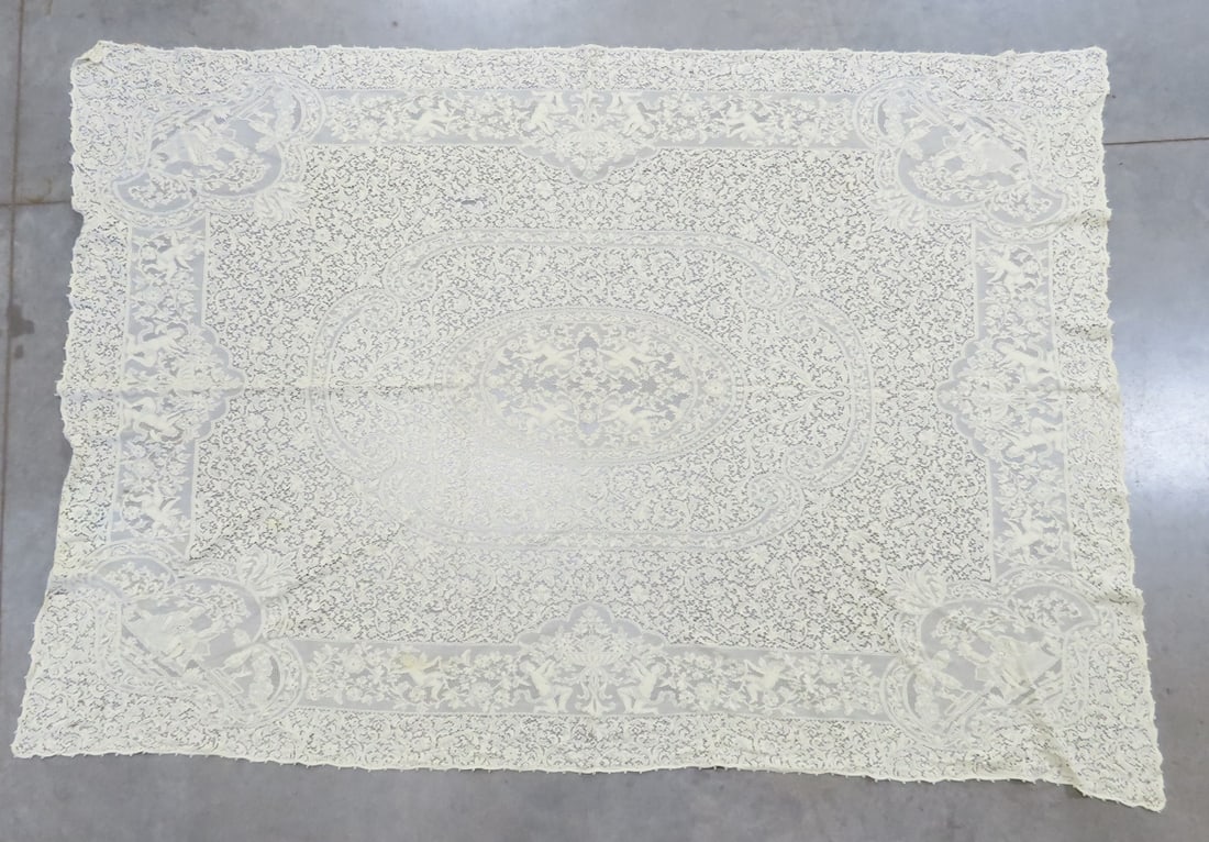 7 Quaker & Other Lace Tablecloths - 5
