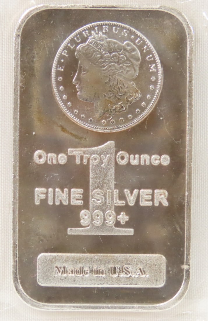 1 ozt .999 Silver Bar Morgan Dollar Design (1 of 2)