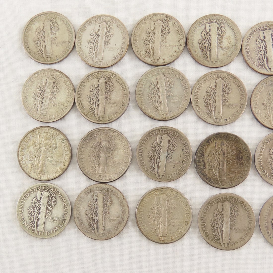 39 Mercury Silver Dimes, carded & loose - 10