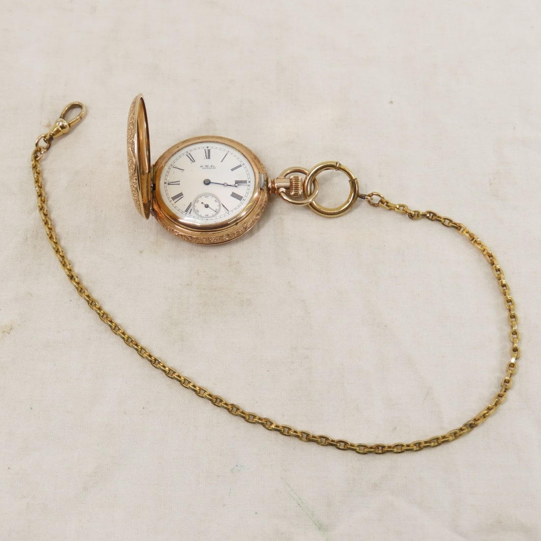 1889 American Waltham Co Pocket watch With Chain (1 of 9)